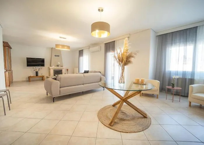 Alexandros Suite