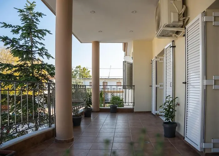Alexandros Suite