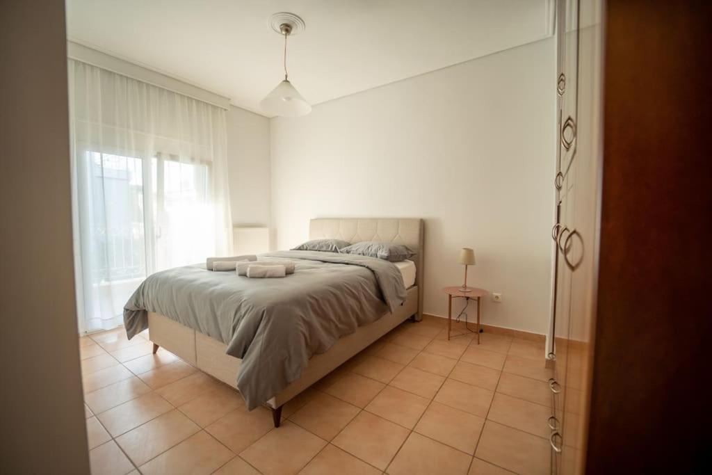 Alexandros Apartment *